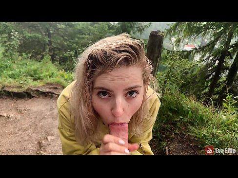❤️ Gadis swallows cum sanggeus blowjob umum - Eva Elfi ☑ porno di urang ❌️❤